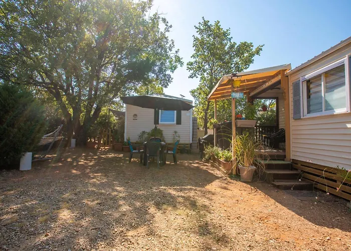 Дом отдыха Salamandre *